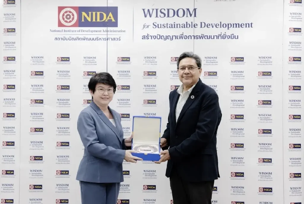 Yunus-NIDA202504 ‘นิด้า’ จัด Yunus-NIDA Forum 2025 ขับเคลื่อนธุรกิจเพื่อสังคม