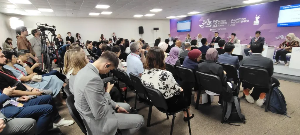 nida680904-01 ‘นิด้า’ ร่วมเสวนาในการประชุมเอเปค ณ สหพันธรัฐรัสเซีย