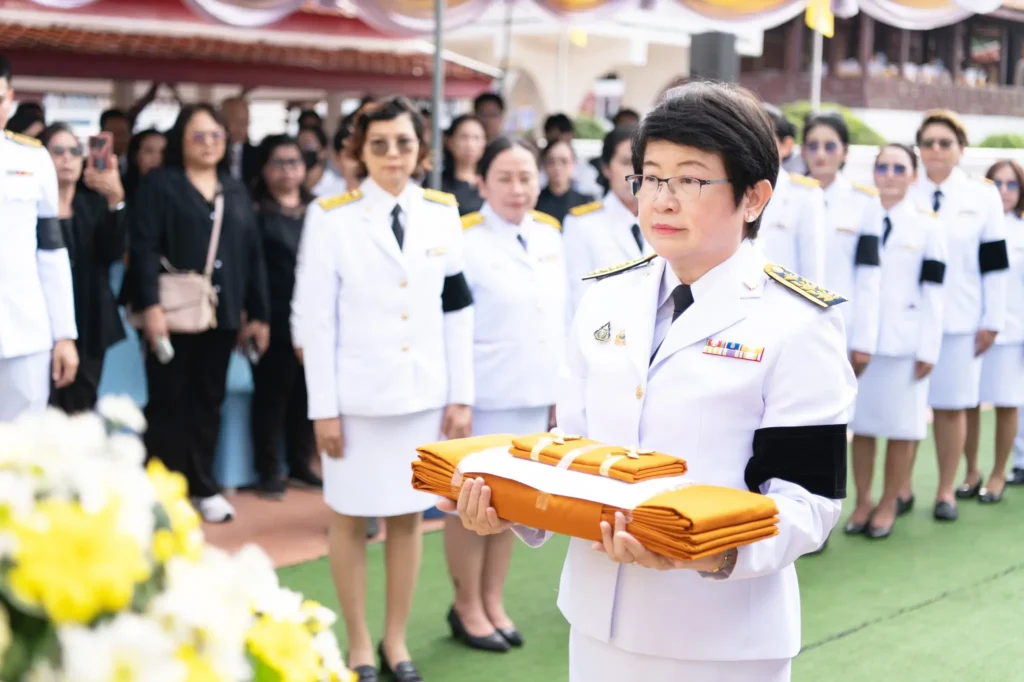 พิธีถวายผ้าพระกฐินพระราชทาน สถาบันบัณฑิตพัฒนบริหารศาสตร์ ประจำปี 2568 ณ วัดพรหมนิวาสวรวิหาร จ.พระนครศรีอยุธยา