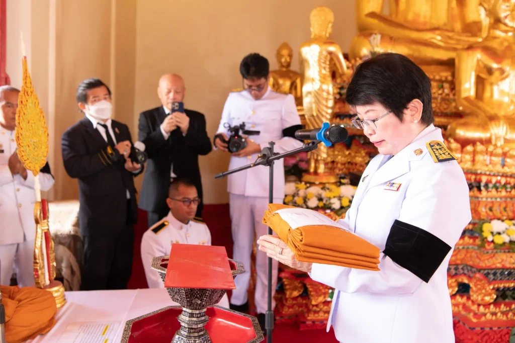 พิธีถวายผ้าพระกฐินพระราชทาน สถาบันบัณฑิตพัฒนบริหารศาสตร์ ประจำปี 2568 ณ วัดพรหมนิวาสวรวิหาร จ.พระนครศรีอยุธยา