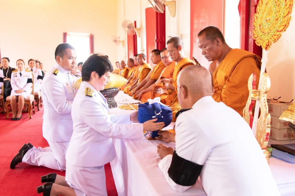 พิธีถวายผ้าพระกฐินพระราชทาน สถาบันบัณฑิตพัฒนบริหารศาสตร์ ประจำปี 2568 ณ วัดพรหมนิวาสวรวิหาร จ.พระนครศรีอยุธยา