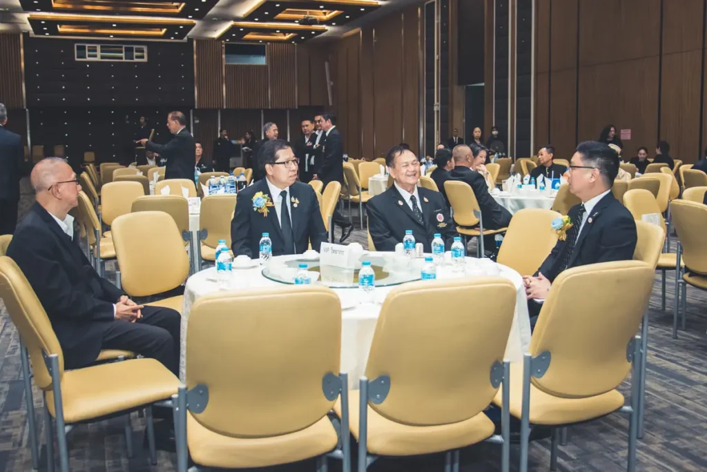 nida-alumni-44th (3) “นิด้า” เข้าร่วมพิธีเปิดโครงการร่วมใจพัฒนาอย่างยั่งยืน 44 ปีแห่งการก่อตั้งสมาคมนักศึกษาเก่าสถาบันบัณฑิตพัฒนบริหารศาสตร์ฯ