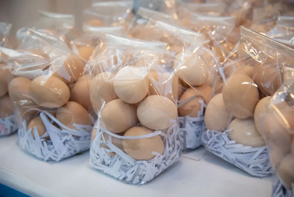 nida-red-cross-fair-2025-05 “นิด้า” เข้าร่วมพิธีเปิดงานกาชาด 2568 และเข้าเฝ้าทูลเกล้าฯ ถวายของที่ระลึก