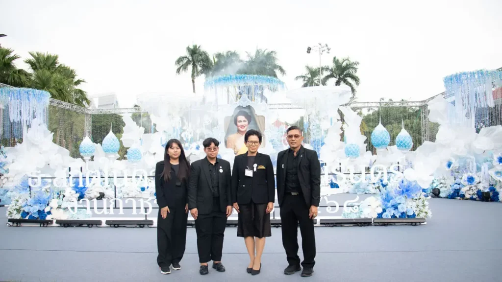 nida-red-cross-fair-2025-08 “นิด้า” เข้าร่วมพิธีเปิดงานกาชาด 2568 และเข้าเฝ้าทูลเกล้าฯ ถวายของที่ระลึก