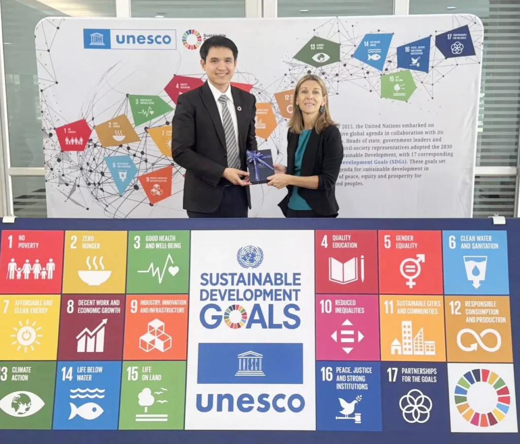 “นิด้า” สวัสดีปีใหม่หน่วยงานพันธมิตร