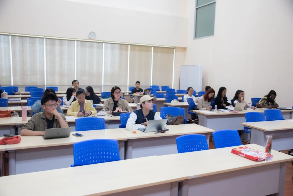 ‘นิด้า’ จัดโครงการ “การเรียนรู้วัฒนธรรมไทยเบื้องต้นและการสื่อสารข้ามวัฒนธรรม” เสริมสมรรถนะสากลตามค่านิยมหลักของสถาบัน